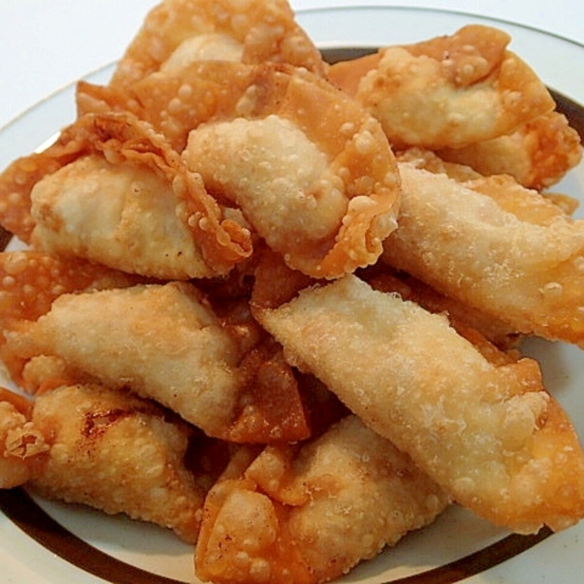 粉チーズ入り 鶏つみれの揚げ餃子 レシピ 作り方 By ぷ みぃまま 楽天レシピ 粉チーズ入り 鶏つみれの揚げ餃子 レシピ 作り方 By ぷ みぃまま 楽天レシピ